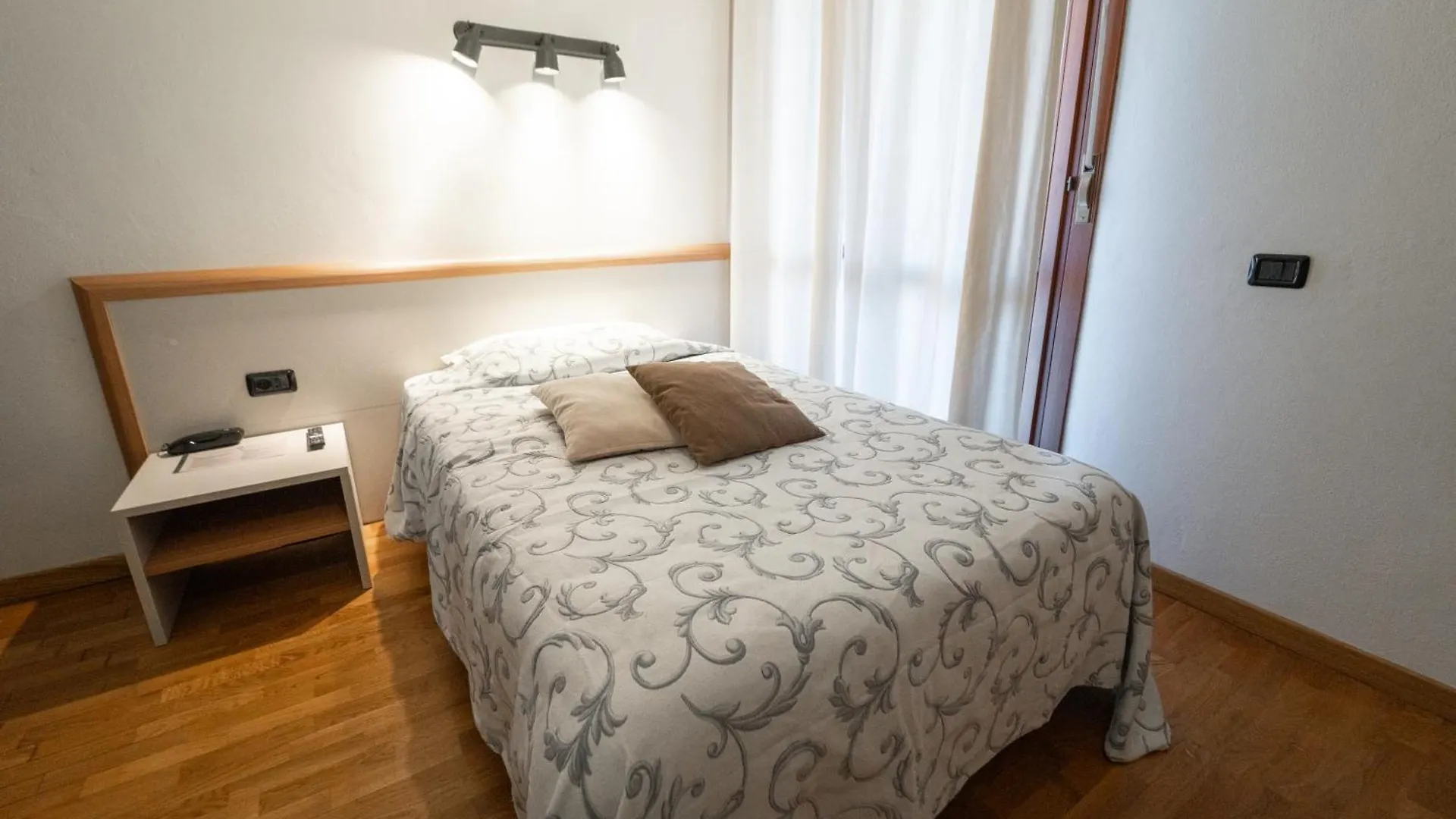 Ecohotel Ristorante Milano Borgo a Mozzano 3*,